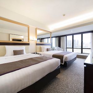 Deluxe Room 2 double bed