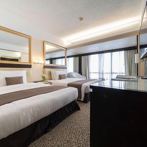 Superior Queen or Twin Room